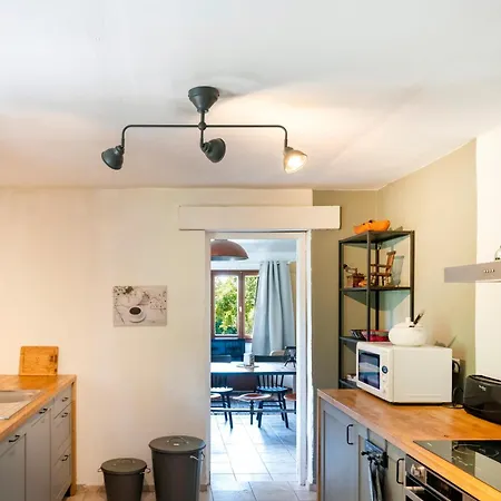 Lou Tapata Tatil Evi