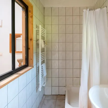 Lou Tapata Tatil Evi