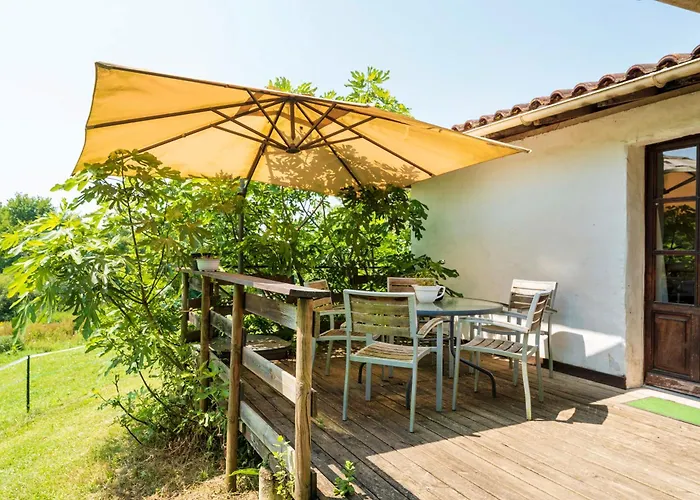 Hébergement de vacances Lou Tapata Estang