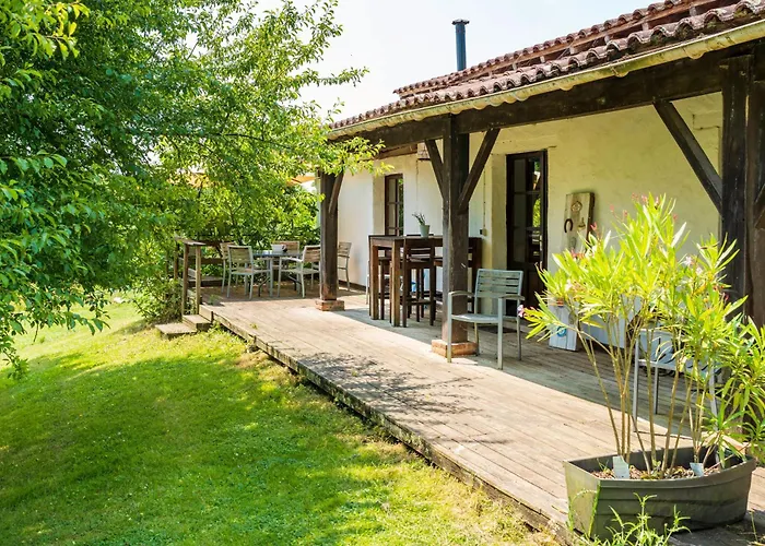 Lou Tapata Hébergement de vacances Estang